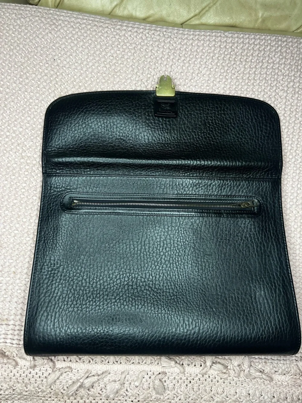 VINTAGE EXCUTIVE BURBERRYS BLACK LEATHER DOCUMENT/COMPUTER BAG